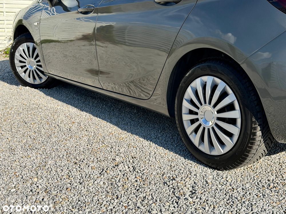 Opel Astra 1.4 T 120 Lat S&S - 22