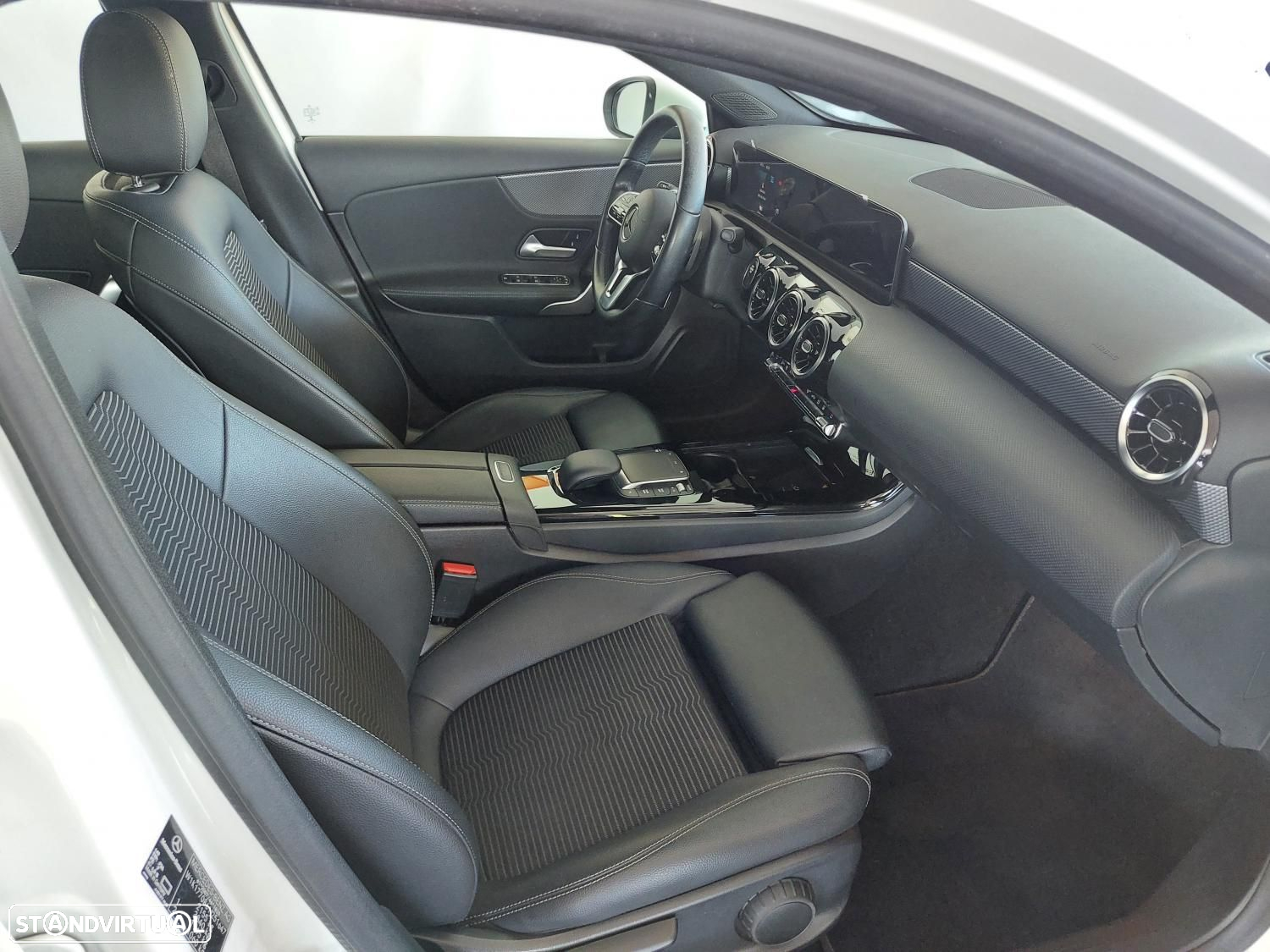 Mercedes-Benz A 250 e Progressive - 42