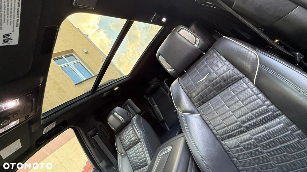 Cadillac Escalade ESV 6.2 V8 AWD AT Platinum - 30