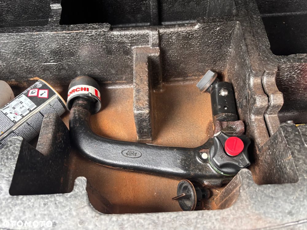 Ford Kuga 2.0 TDCi Titanium MPS6 - 19