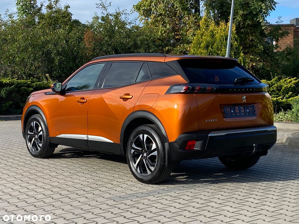 Peugeot 2008 1.5 BlueHDi Allure S&S - 10