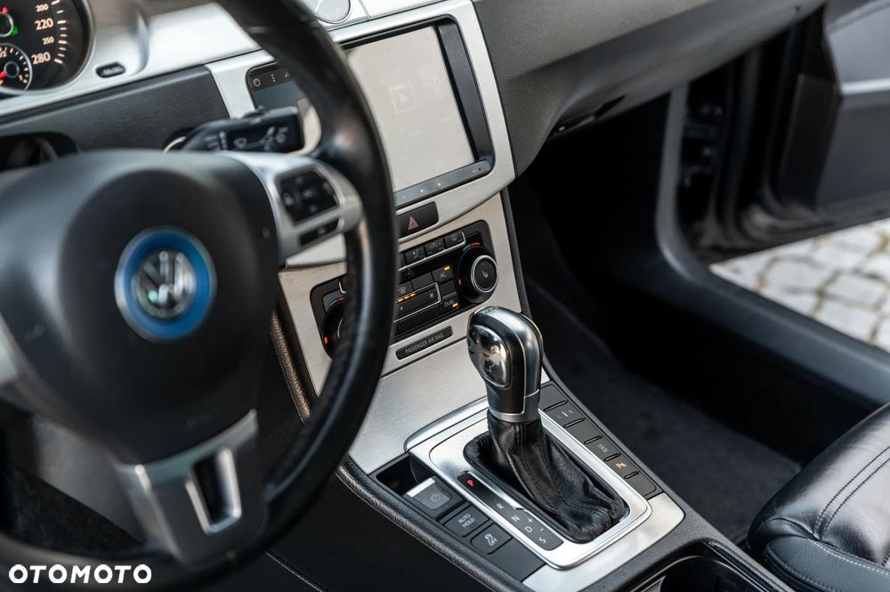 Volkswagen Passat CC 2.0 TSI DSG Exclusive - 36