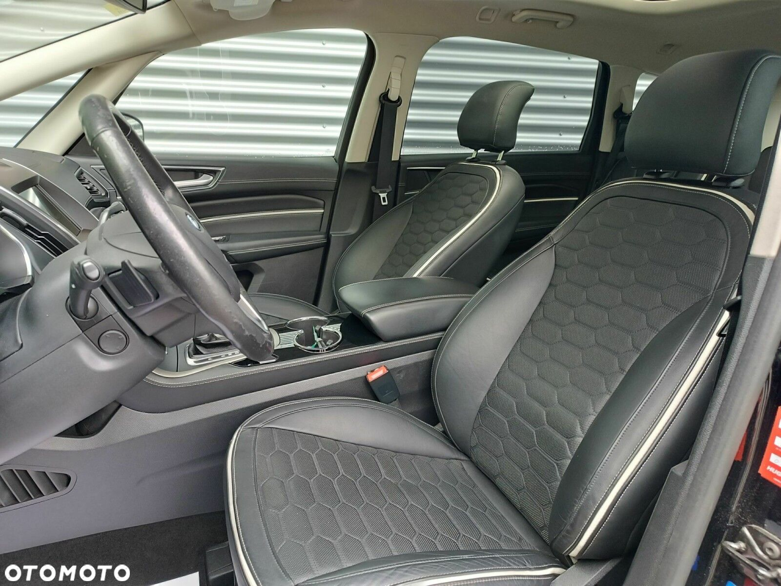 Ford S-Max 2.0 TDCi Vignale PowerShift - 34