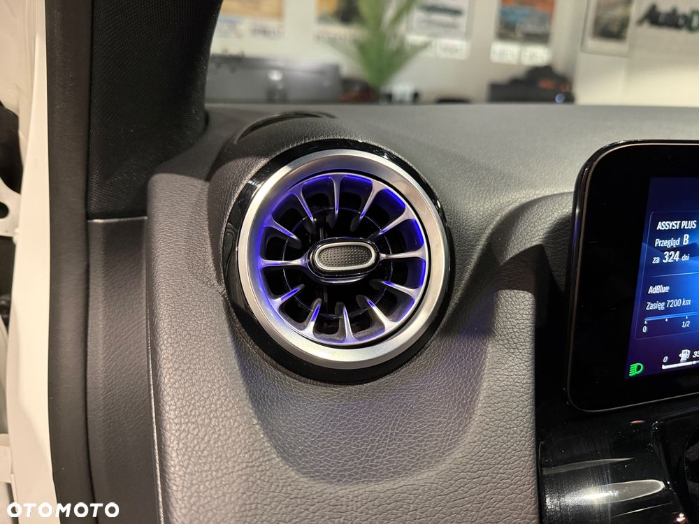 Mercedes-Benz GLA 200 d AMG Line - 27