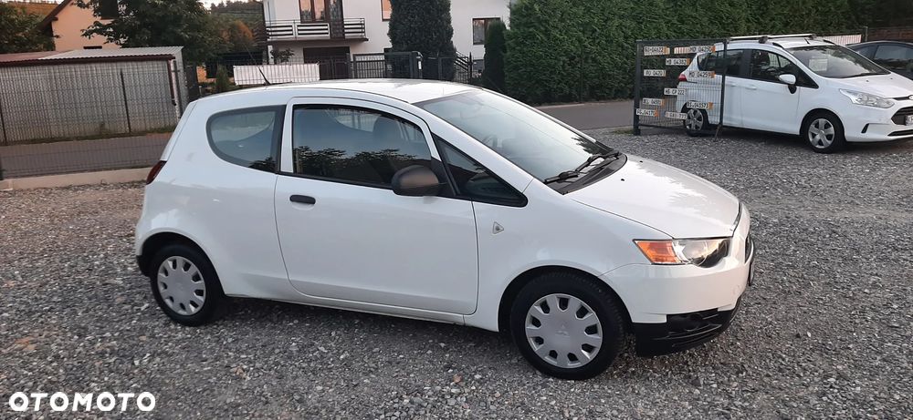 Mitsubishi Colt - 3
