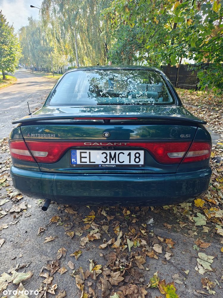 Mitsubishi Galant - 5