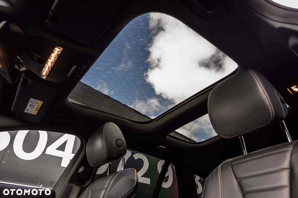 Mercedes-Benz Klasa E 220 d 4-Matic 9G-TRONIC - 21
