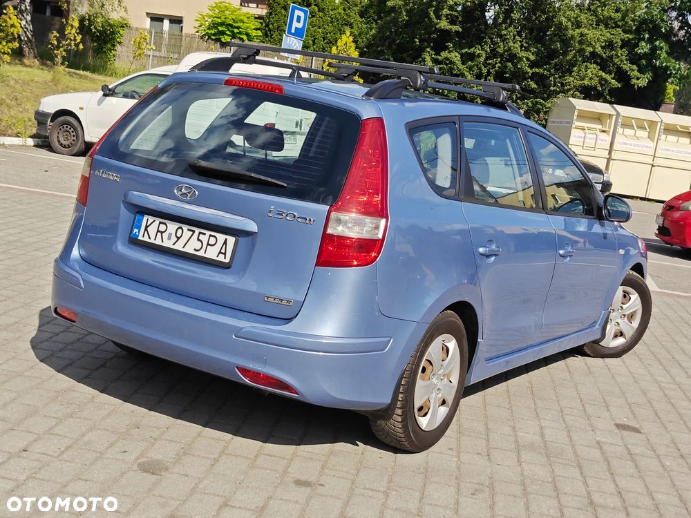 Hyundai i30 1.6 CRDi Classic + - 5