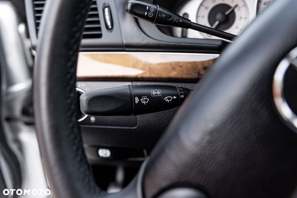 Mercedes-Benz Klasa E 220 CDI Automatik Avantgarde - 33