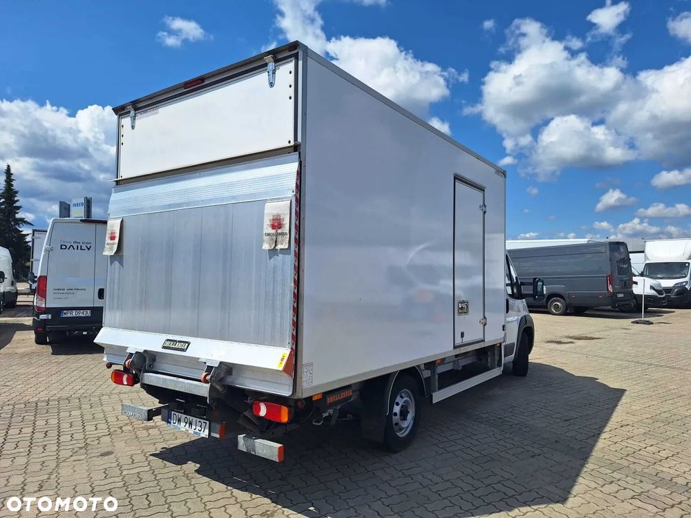 Fiat DUCATO Kontener 8EP WINDA 750kg Krajowy ASO Niski przebieg - 4