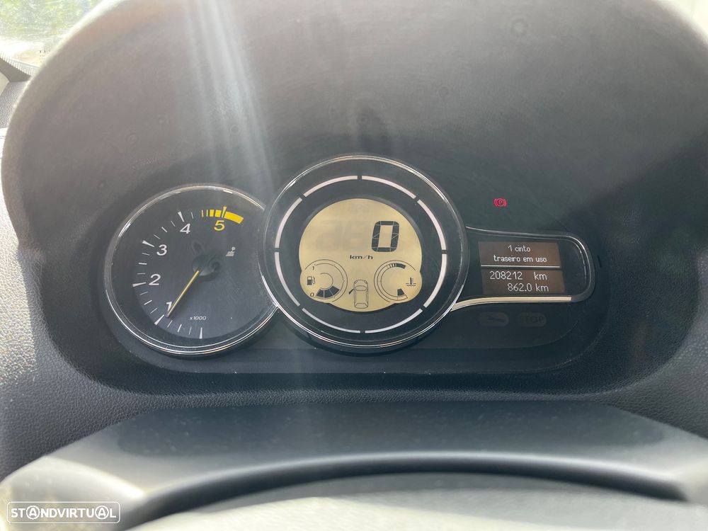 Renault Mégane Sport Tourer 1.5 dCi Comfort SS - 8