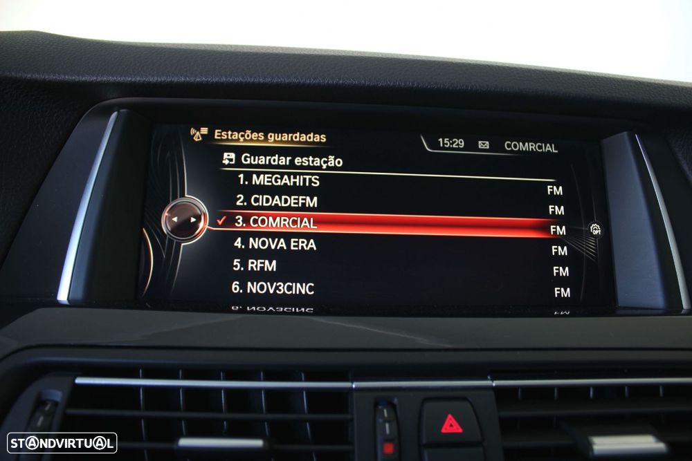 BMW 535 d xDrive Pack M Auto - 35