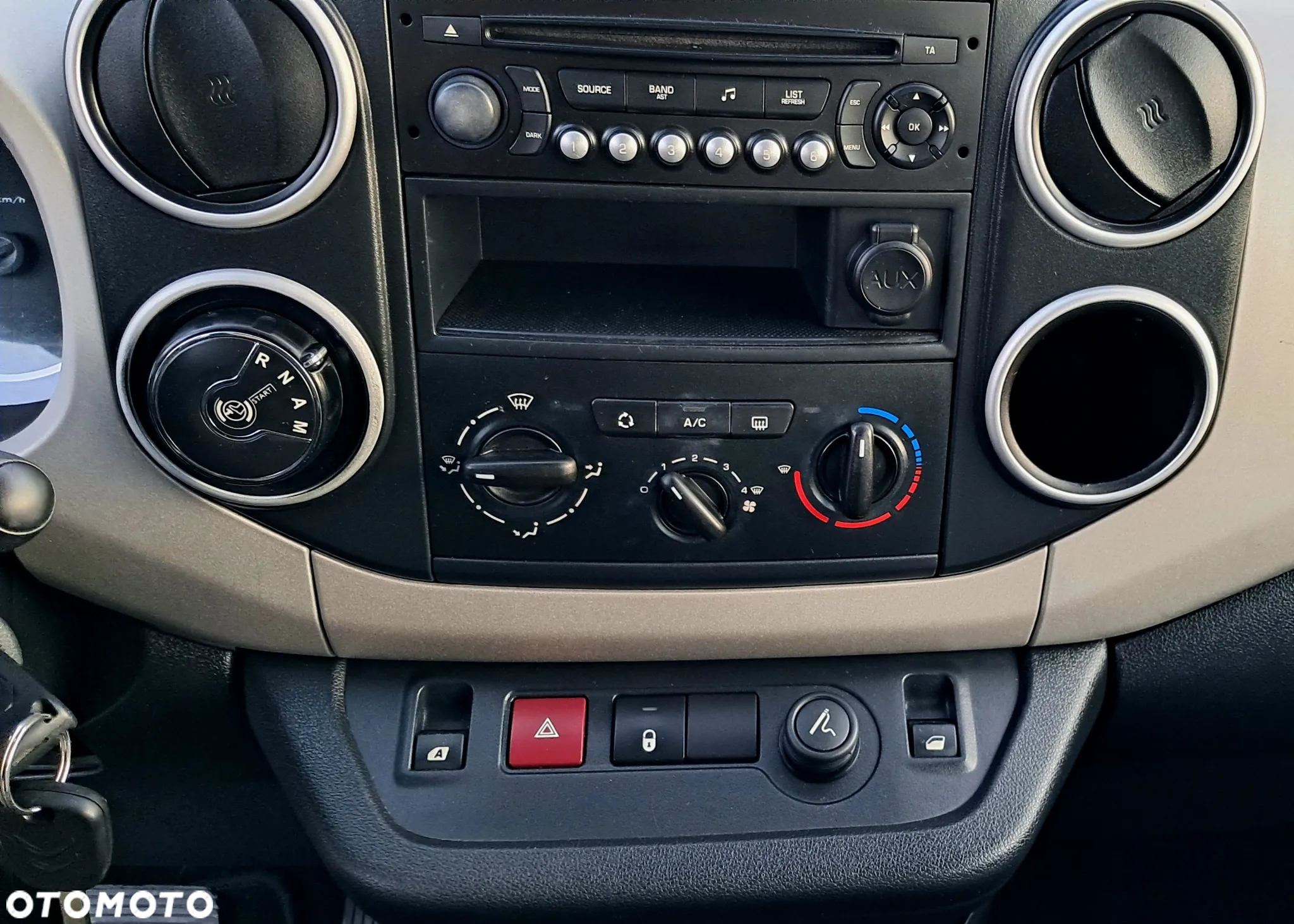 Citroën Berlingo e-HDi 90 FAP EGS6 Multispace - 22