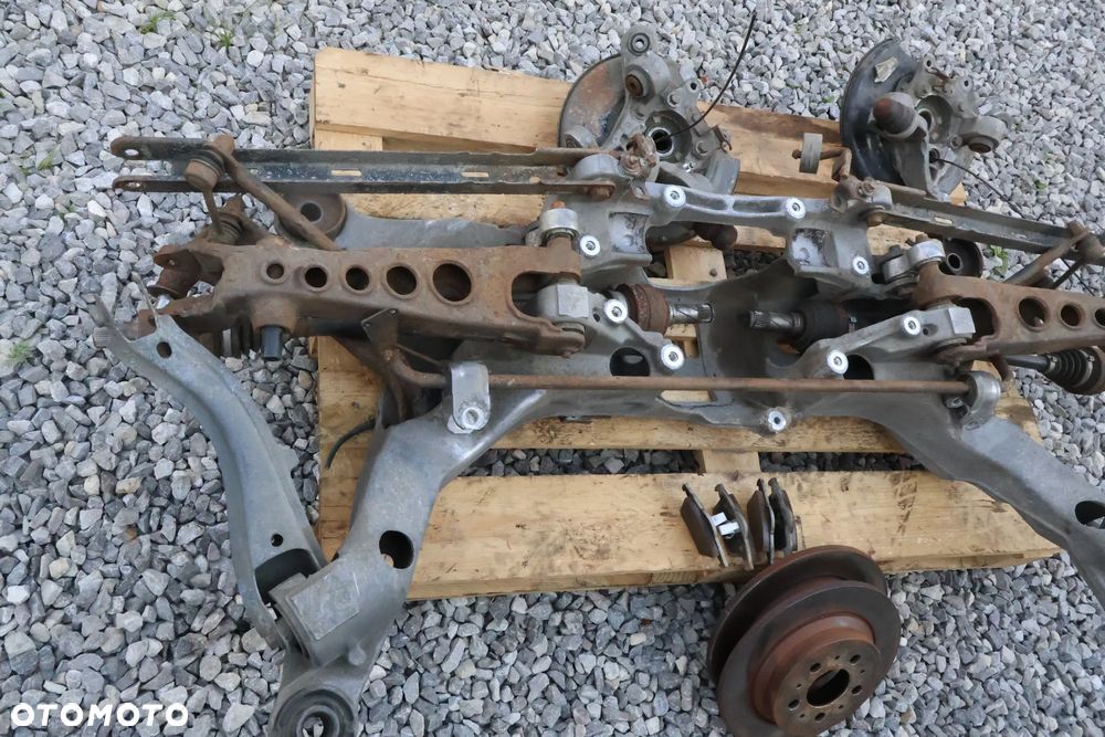 VOLVO XC70 V70 4X4 00-08 2.5 2.4 D5 SANKI BELKA KOŁYSKA ZAWIESZENIA TYŁ TYLNA WAHACZE TRAWERS WÓZEK KOMPLETNA - 14