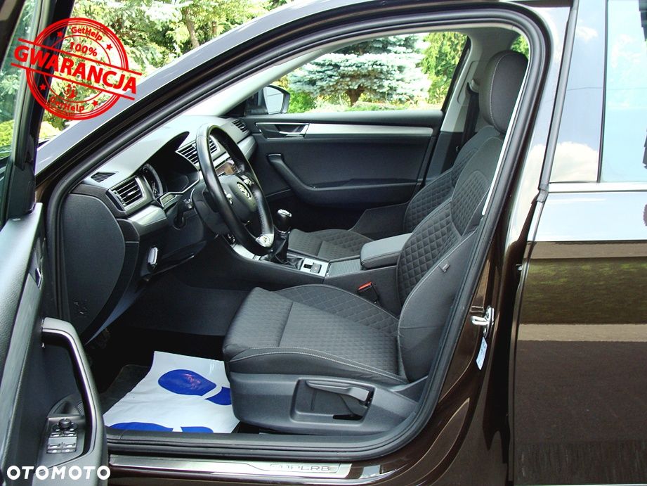 Skoda Superb 2.0 TDI SCR Style - 16
