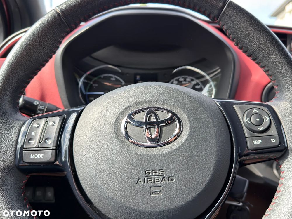 Toyota Yaris 1.5 VVT-i Selection - 19