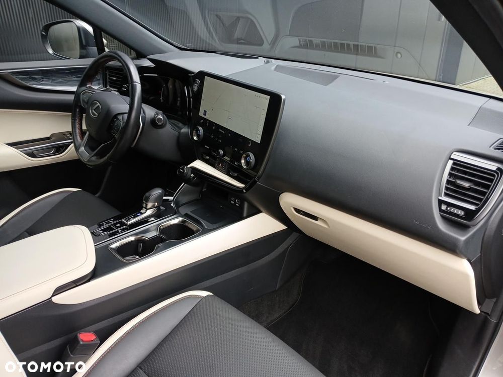 Lexus NX 350h Prestige AWD - 14