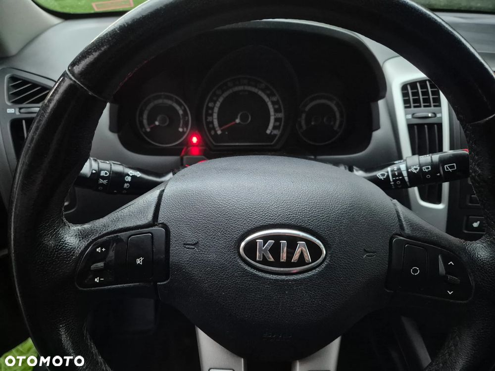 Kia Ceed 1.4 CVVT SW ISG Vision - 24