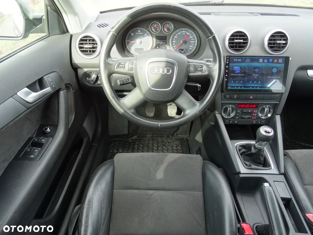 Audi A3 Sportback 2.0 TDI DPF Attraction - 17