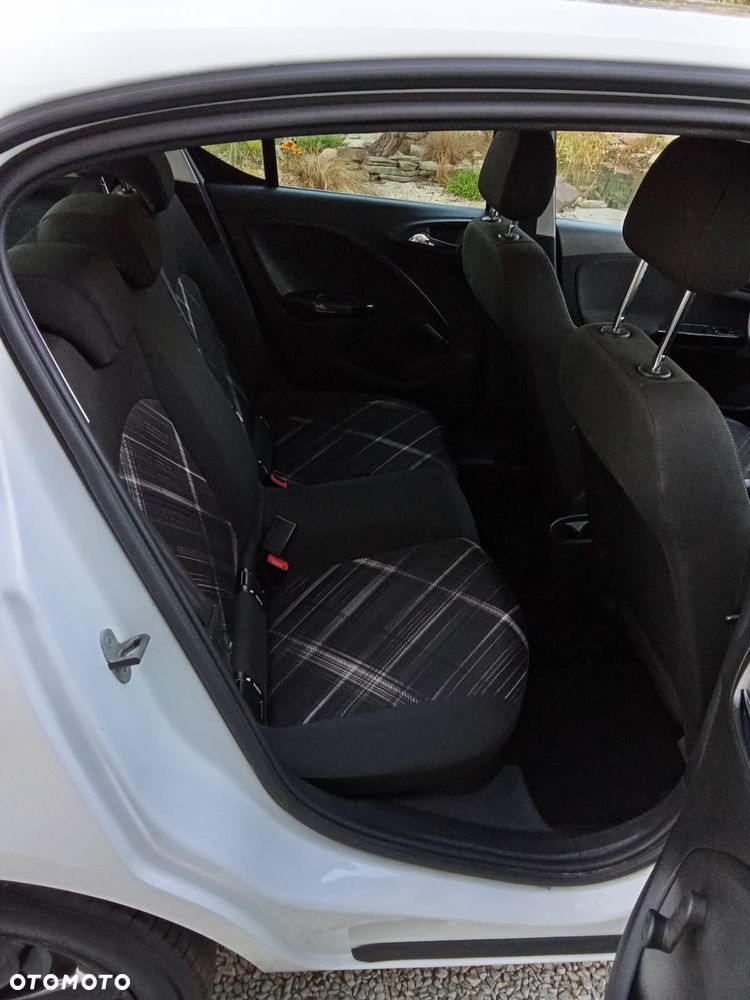 Opel Corsa - 21