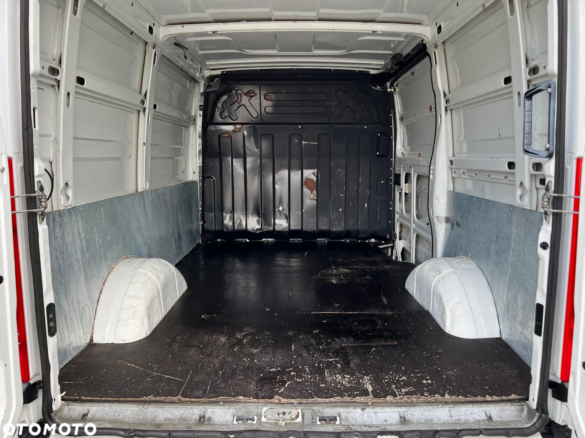 Iveco Daily 35S13 - 9