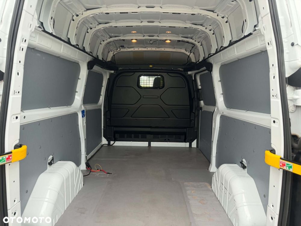 Ford Transit Custom - 23