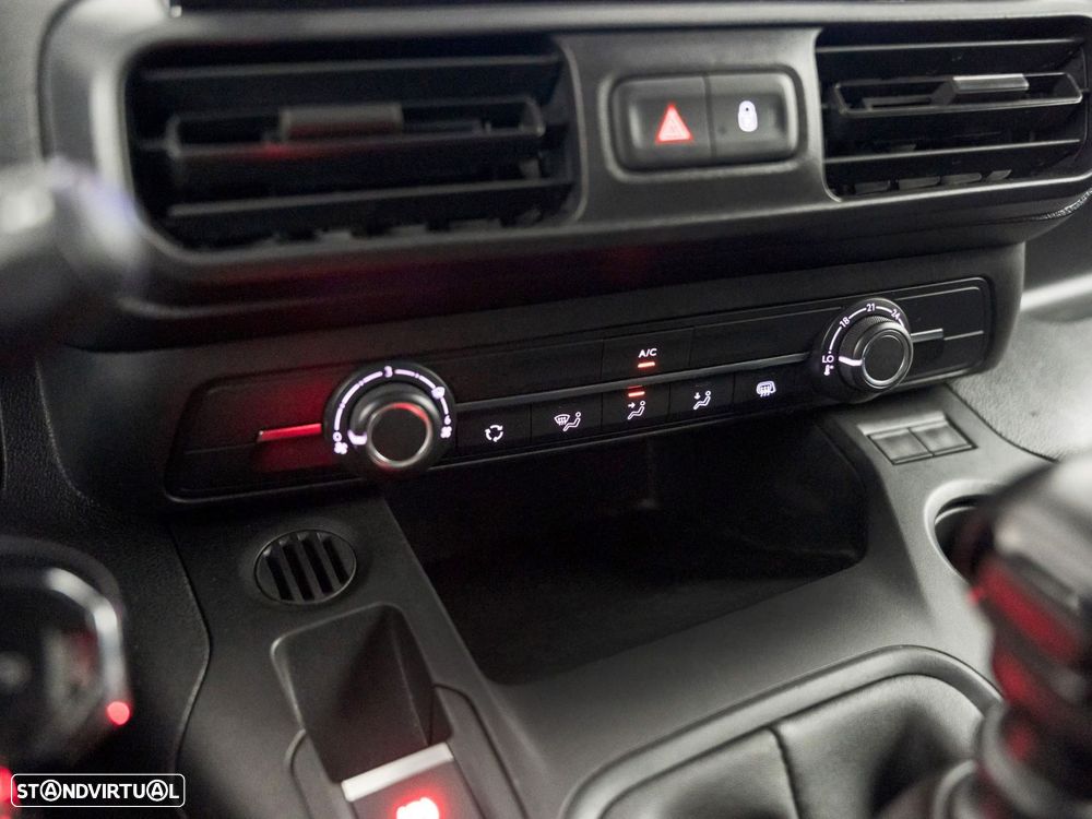 Peugeot Partner 1.5 BlueHDi Premium Longa - 23