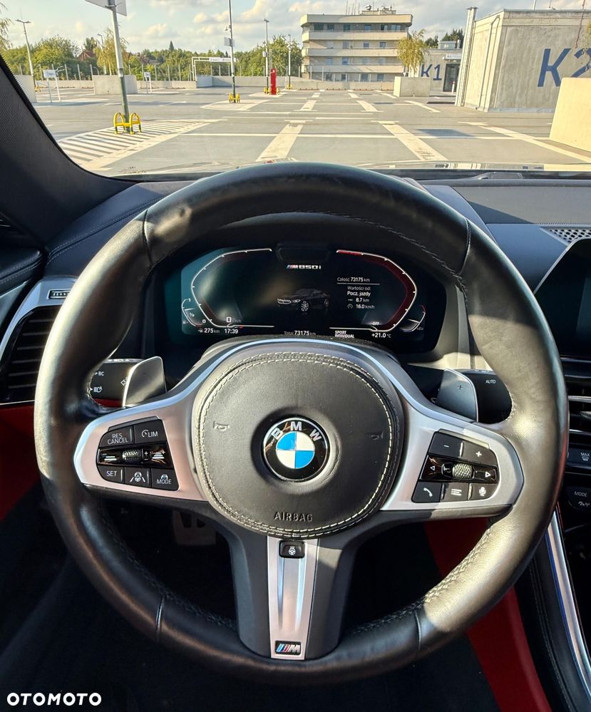 BMW Seria 8 - 30