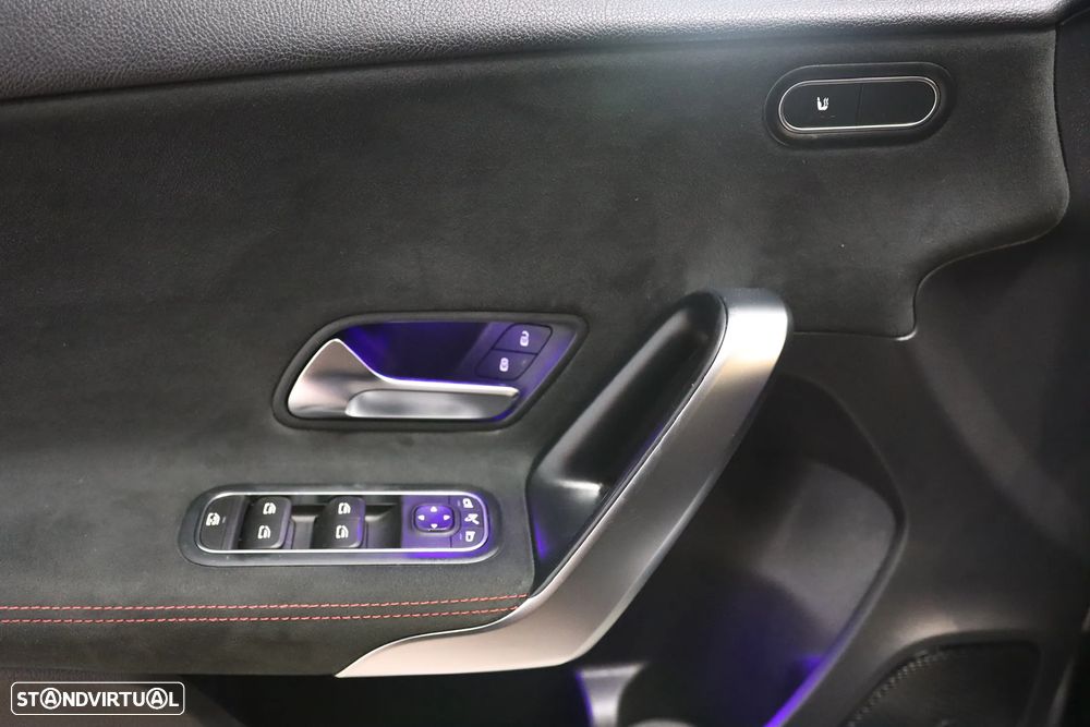 Mercedes-Benz A 180 d 7G-DCT AMG Line - 7