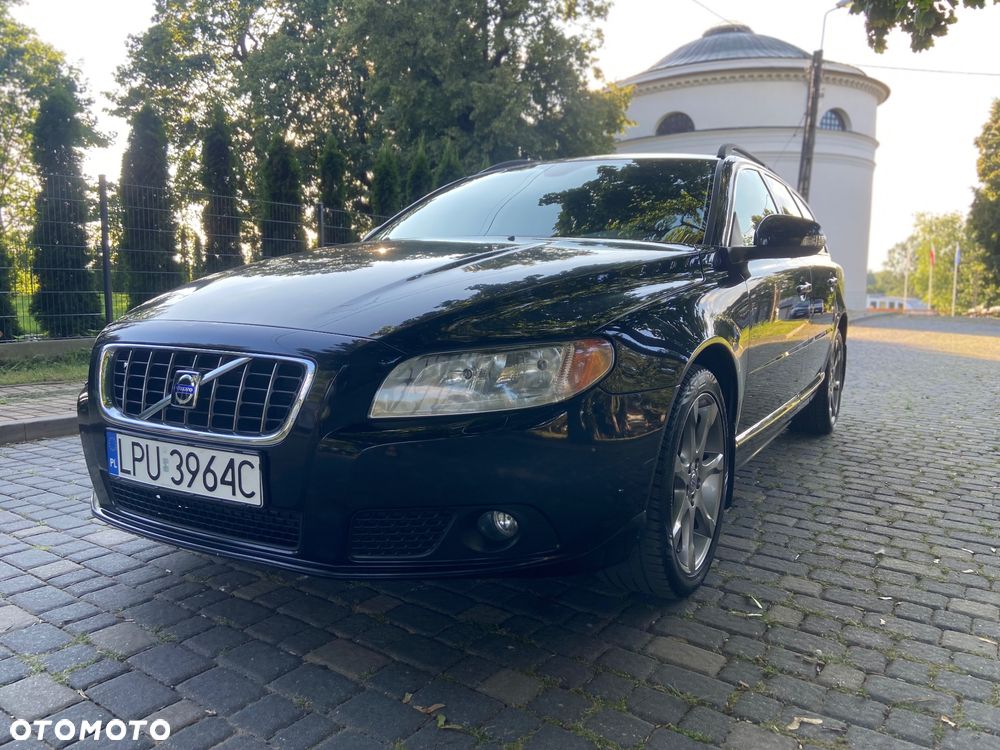 Volvo V70 - 1