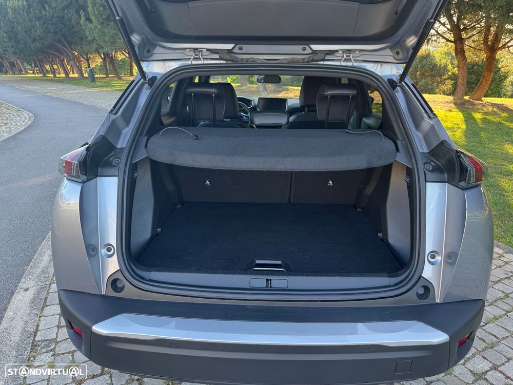 Peugeot 2008 1.2 PureTech Allure Pack - 38