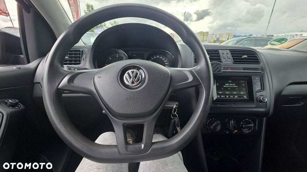 Volkswagen Polo - 14