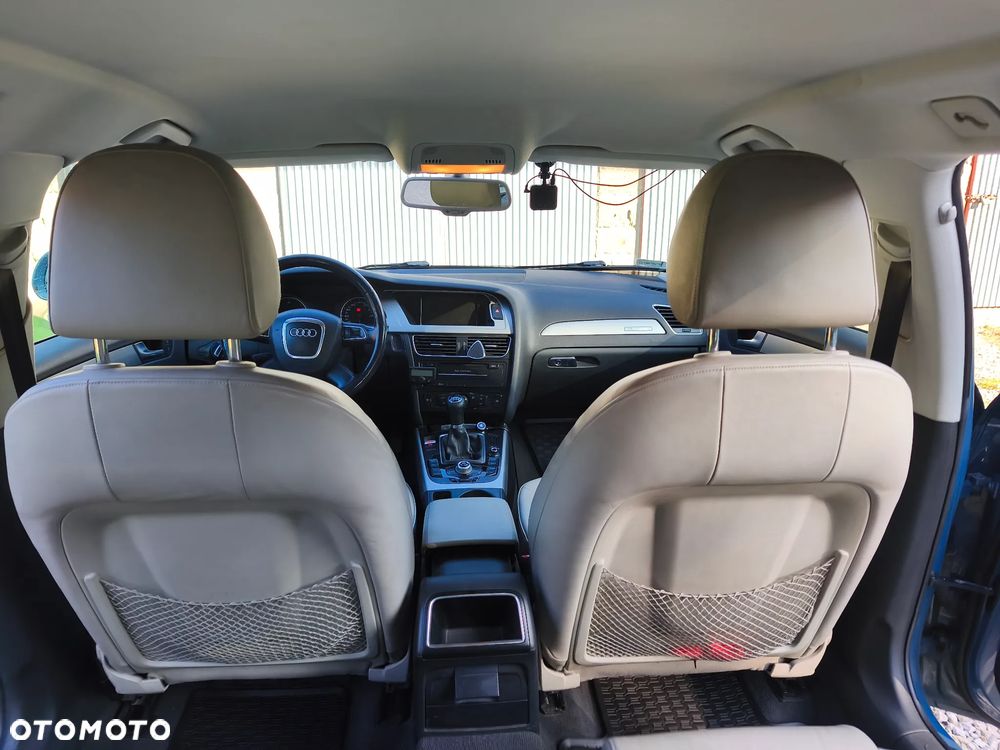 Audi A4 Allroad 2.0 TDI Quattro - 6