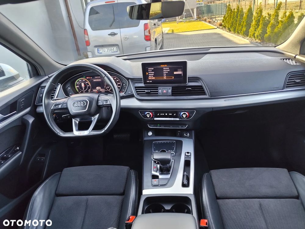 Audi Q5 55 TFSIe quattro S tronic S line business - 30