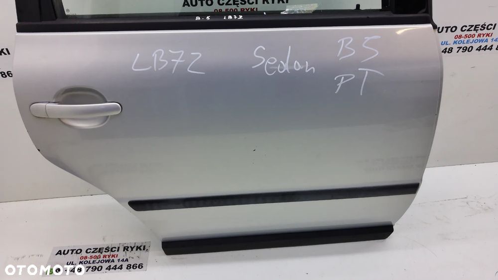 VW Passat B5 Sedan  Drzwi Prawe Lewe Tył  LB7Z przed lift - 14
