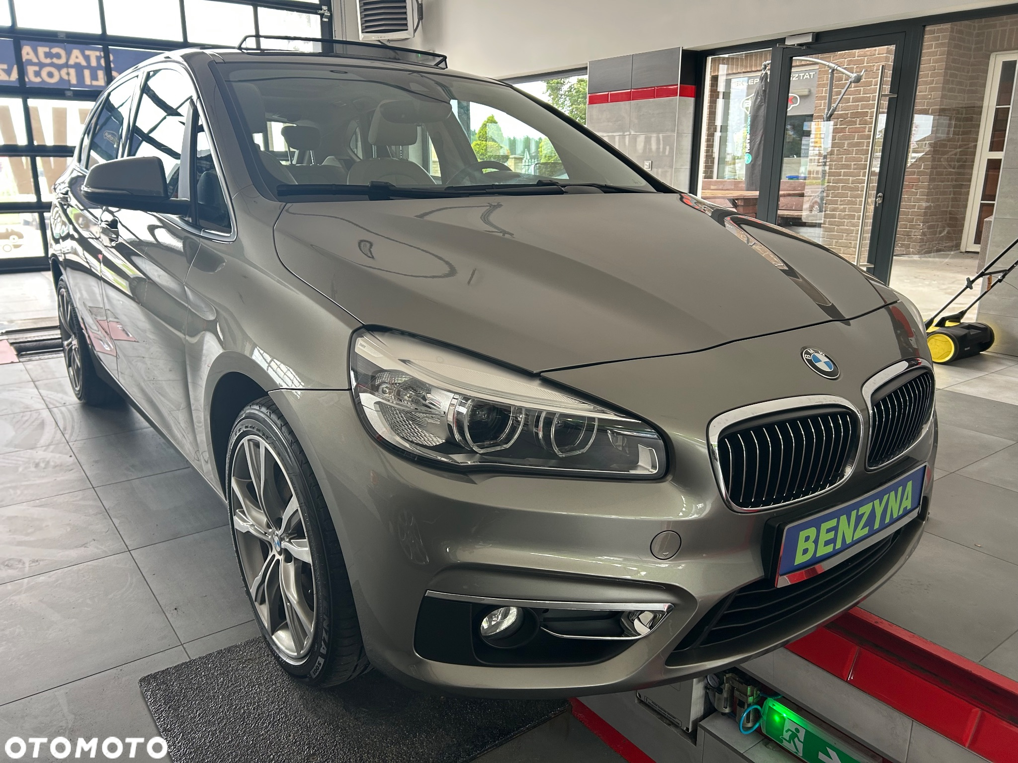 BMW Seria 2 220i Active Tourer Luxury Line - 9