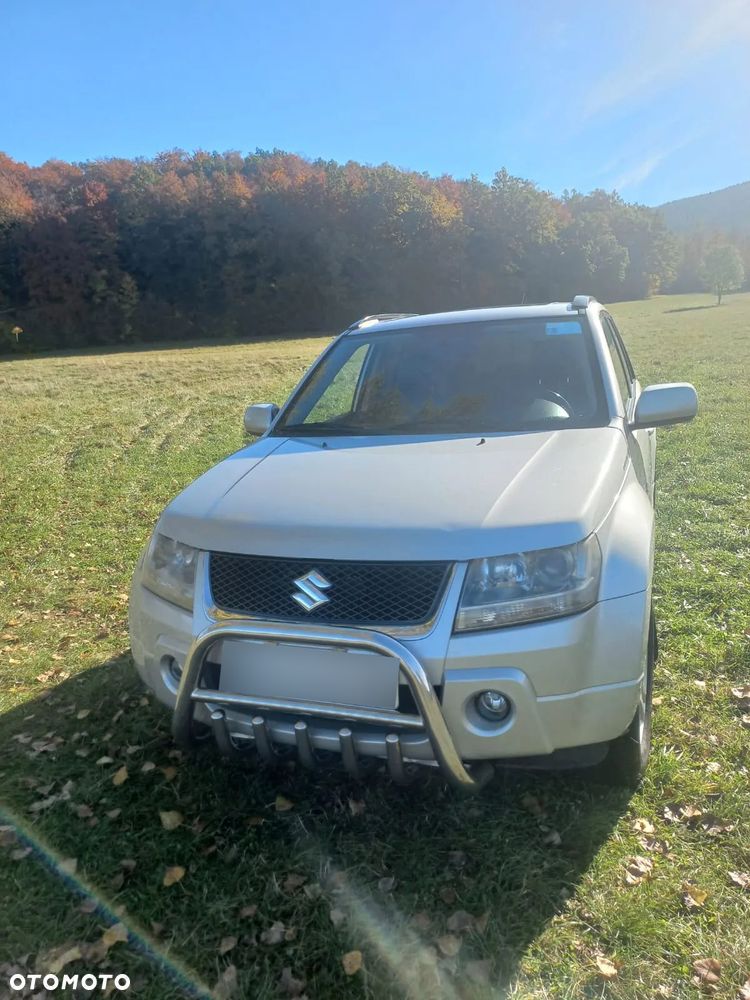 Suzuki Grand Vitara 2.0 - 4