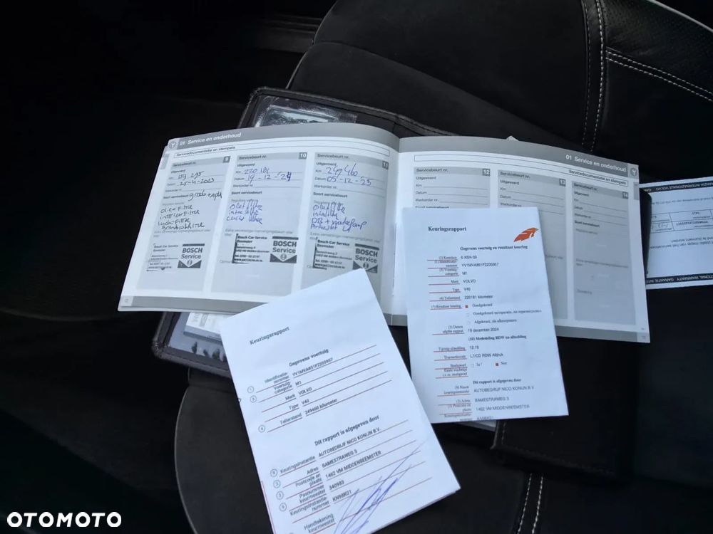 Volvo V40 D4 Kinetic - 35