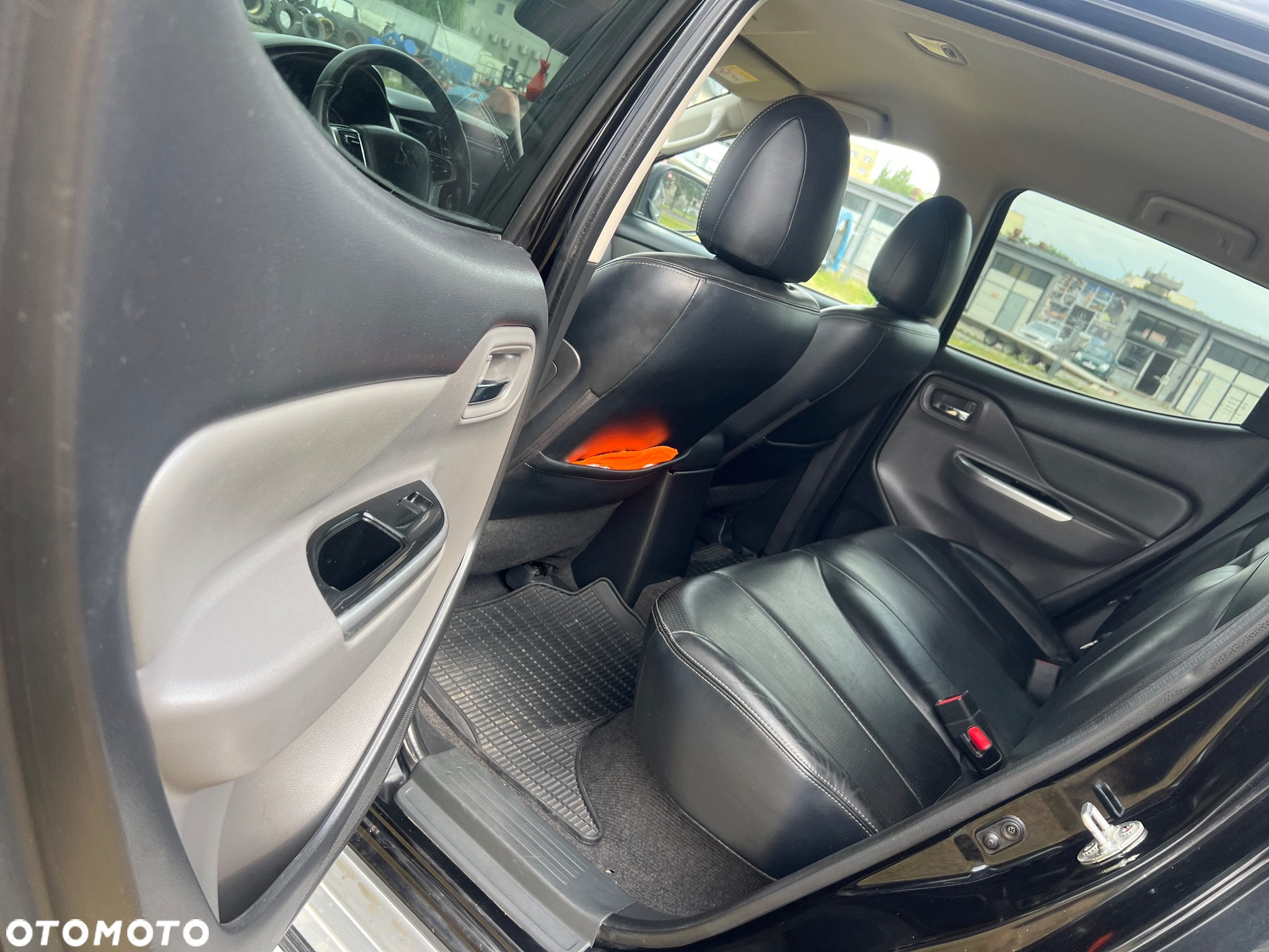Mitsubishi L200 2.4 d DC Instyle EU6 - 9