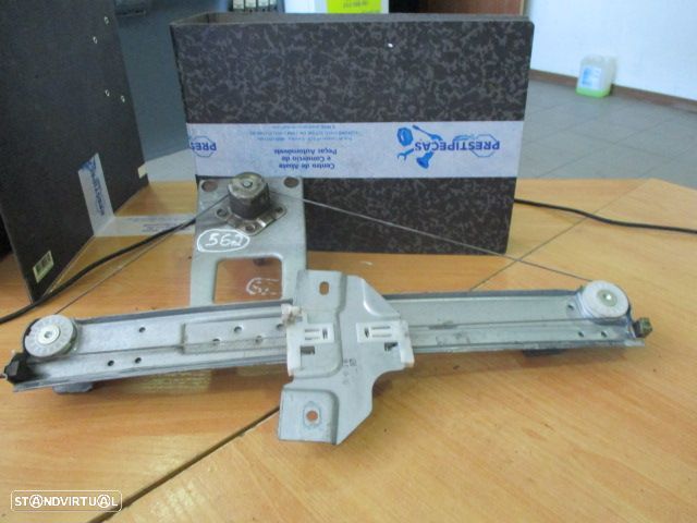 Elevador Manual ELEVM562 DACIA SANDERO 2008 5P TE - 2