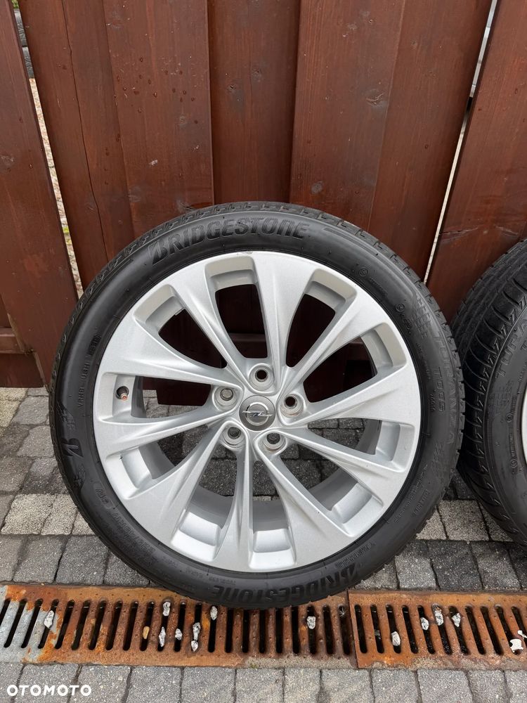 KOŁA FELGI OPEL ASTRA 17CALI 5X105 BENZYNA - 2