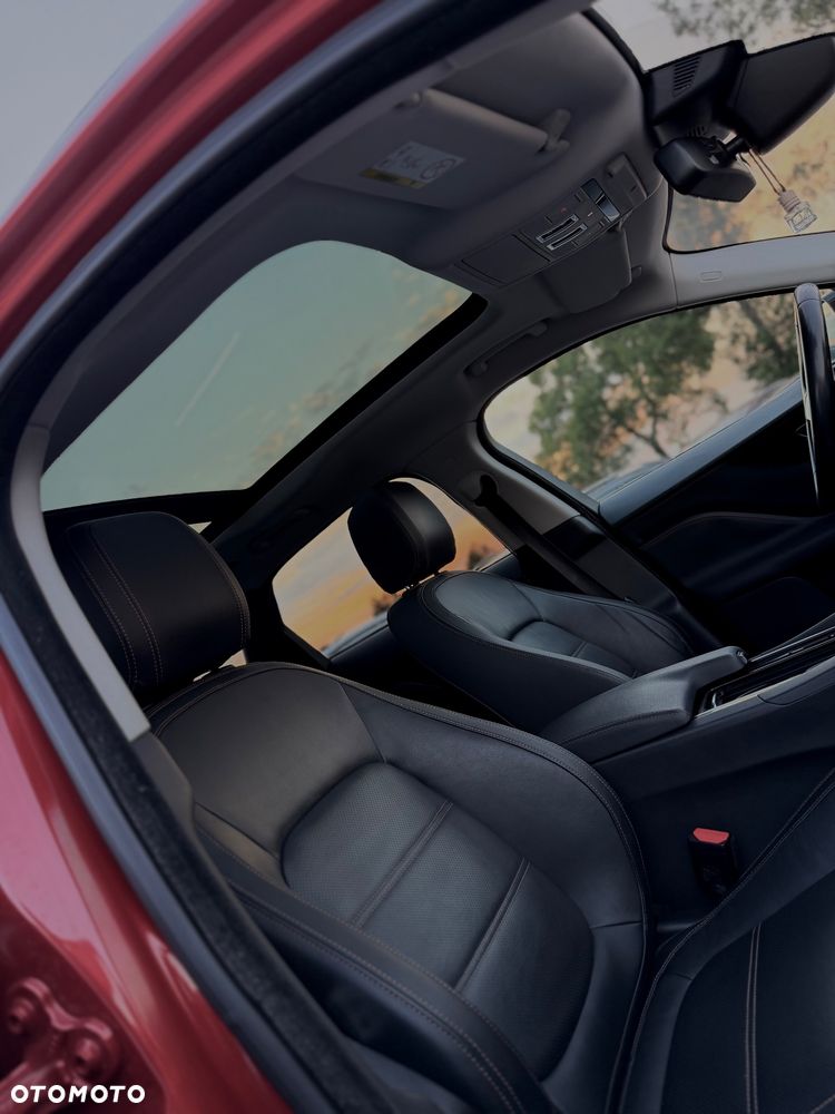 Jaguar F-Pace 20d Portfolio - 11