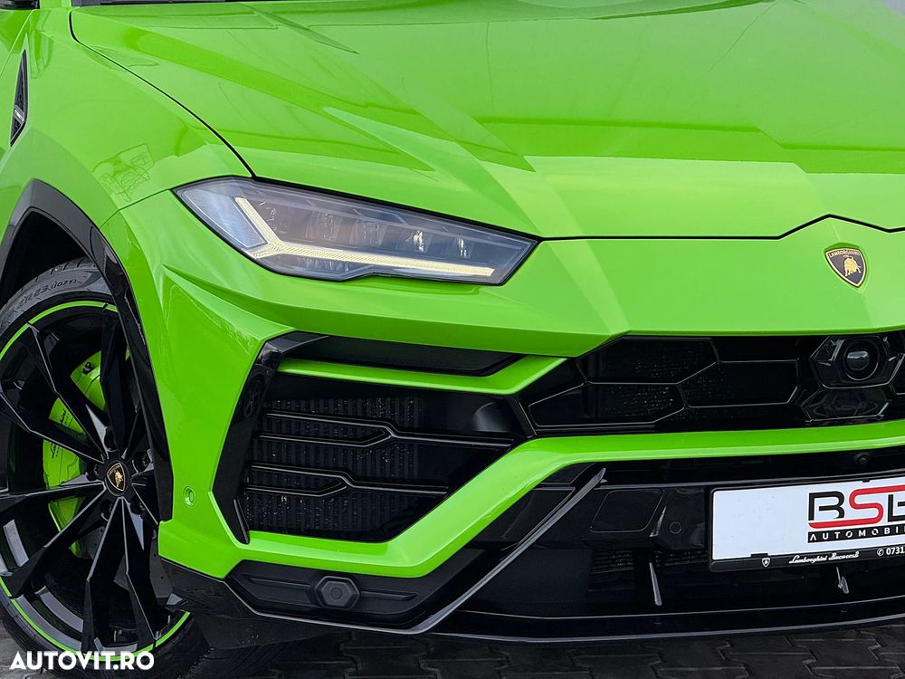 Lamborghini URUS - 38