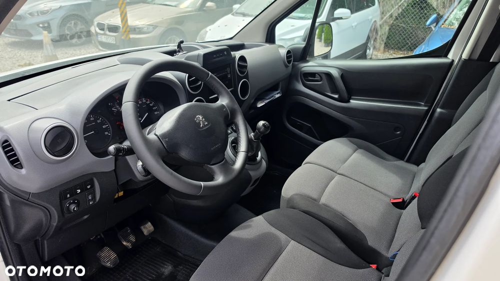 Peugeot Partner - 11