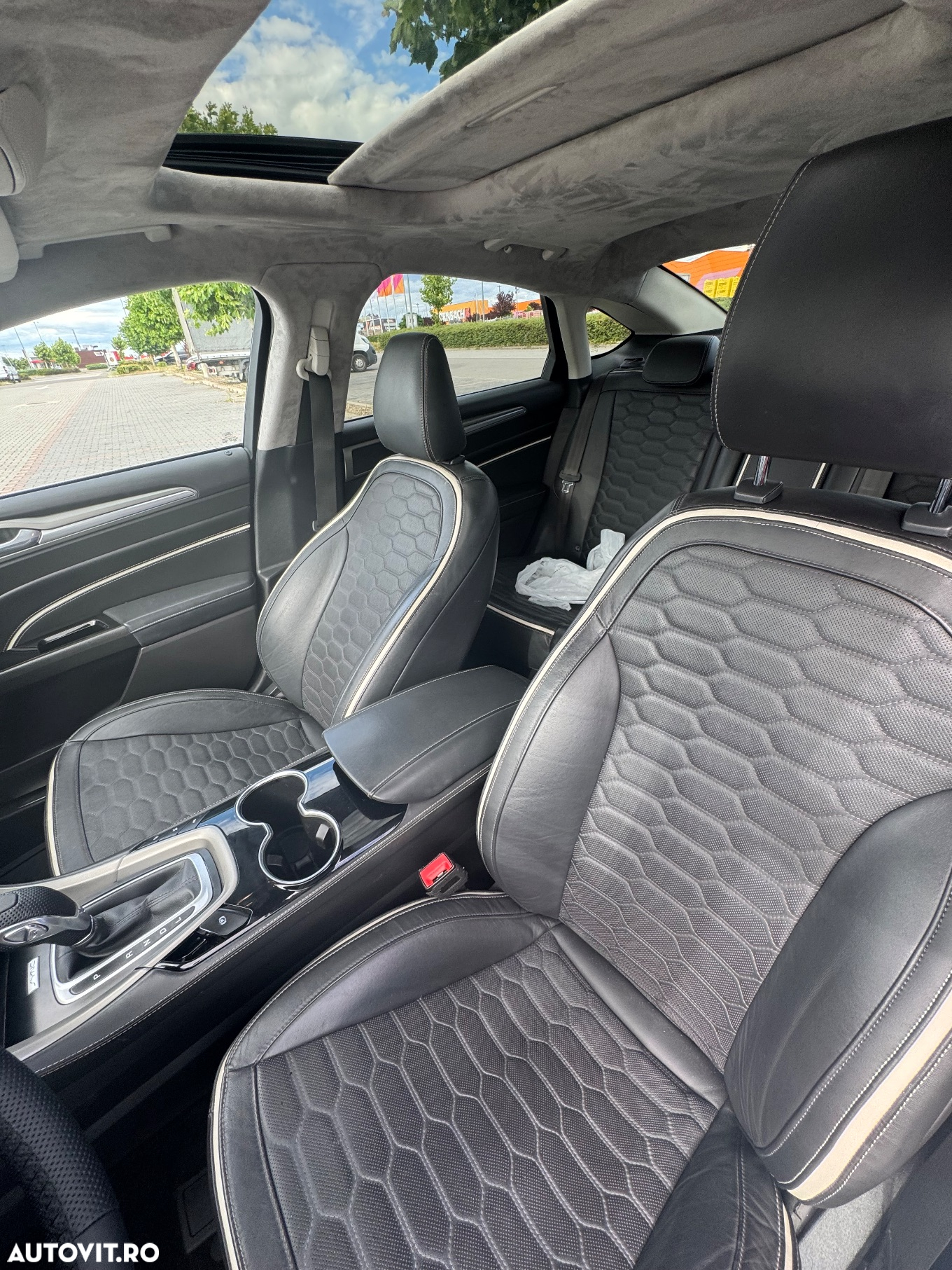 Ford Mondeo Vignale 2.0 Hybrid - 6