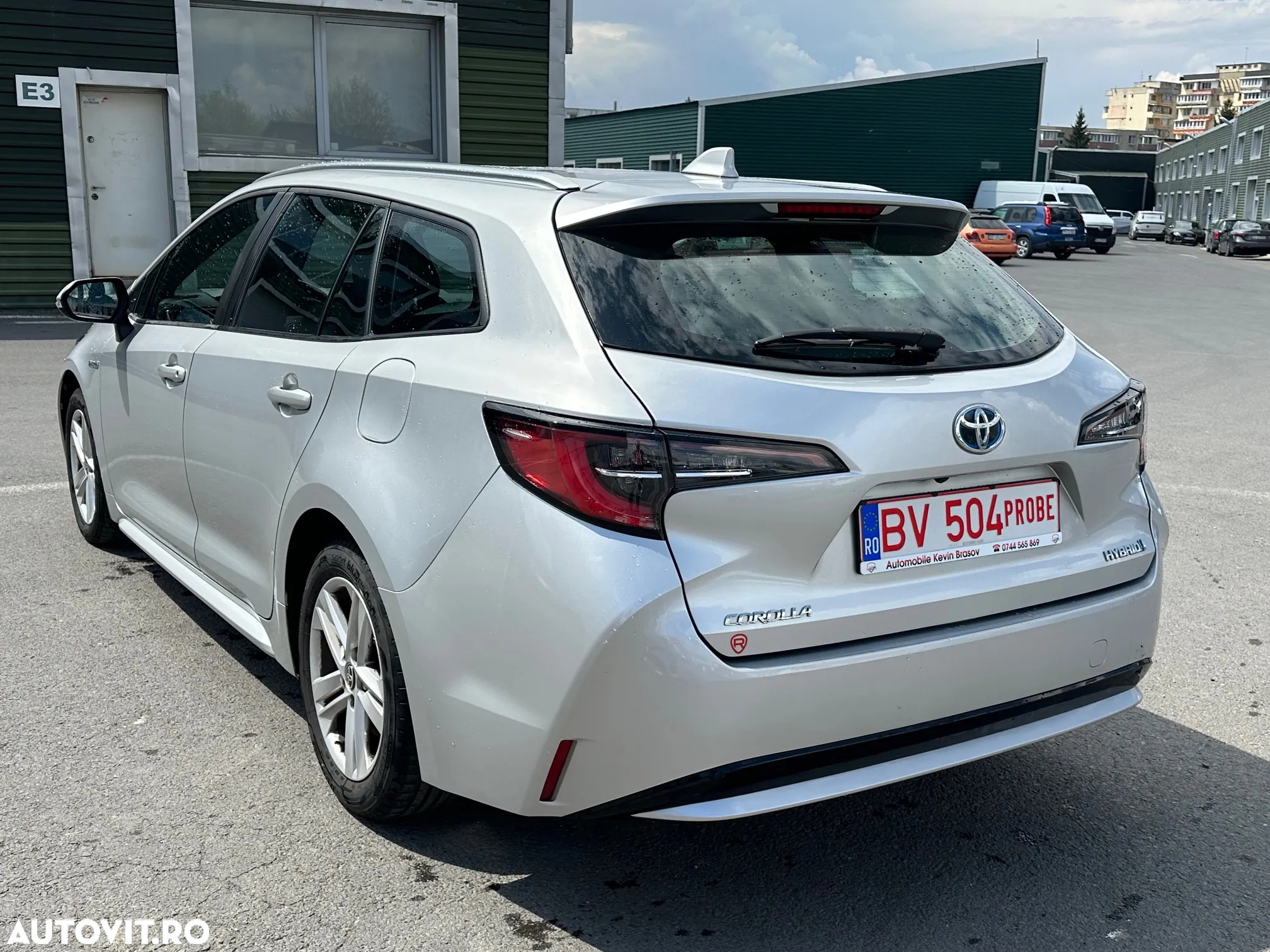 Toyota Corolla 1.8 HSD Business - 3
