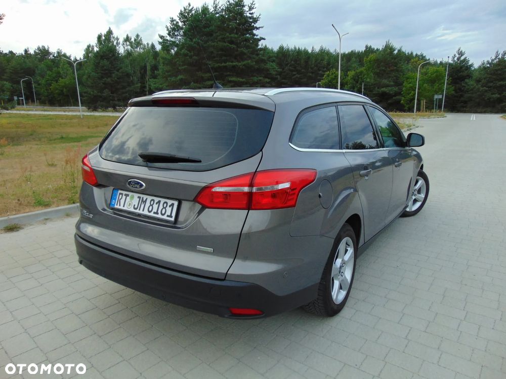 Ford Focus 1.0 EcoBoost Titanium - 34