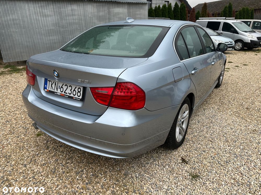 BMW Seria 3 316i - 6