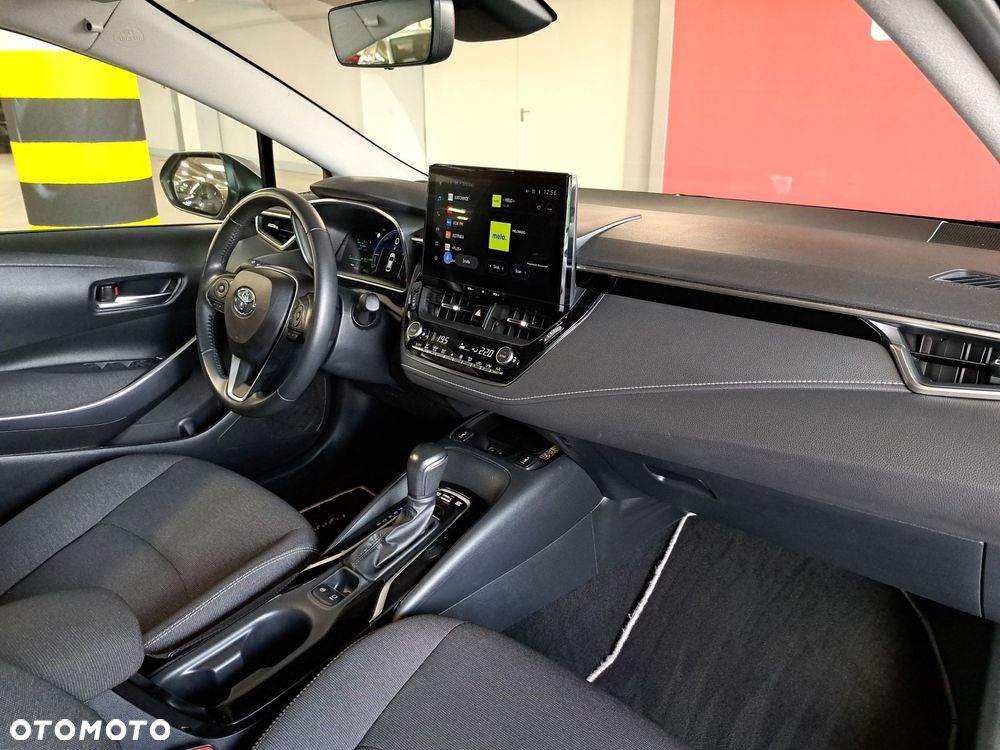 Toyota Corolla 1.8 Hybrid Comfort - 18