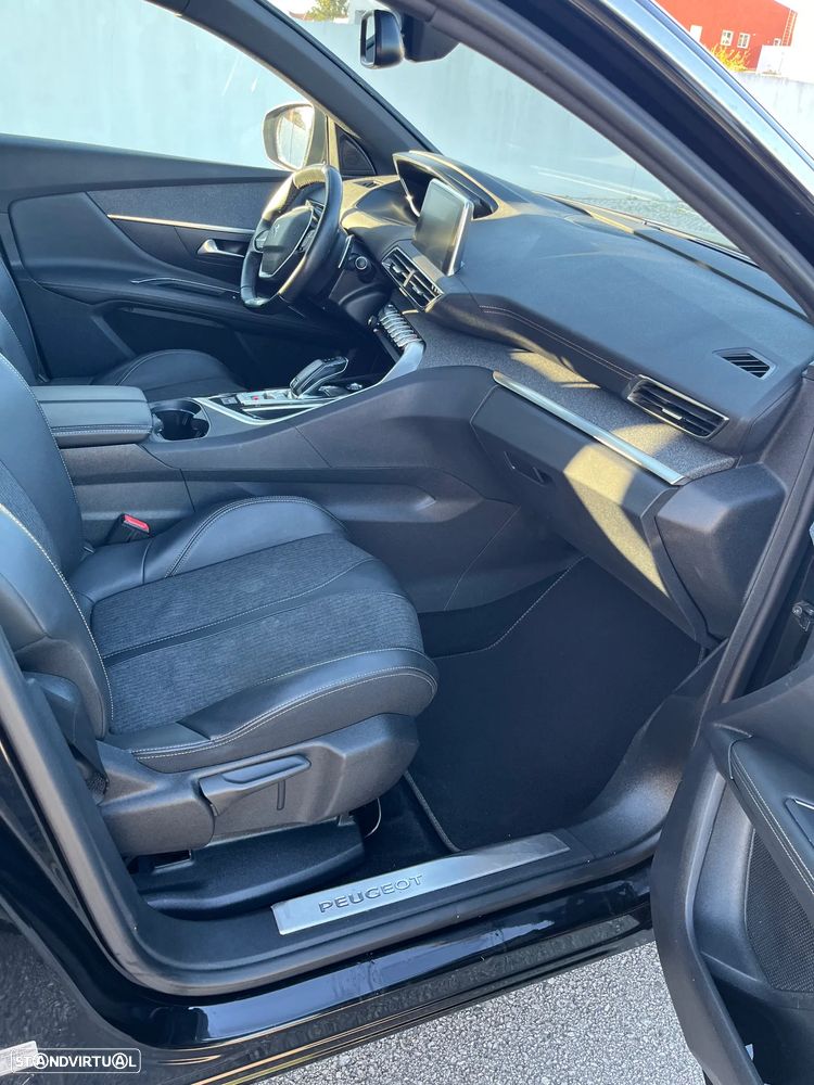 Peugeot 3008 1.5 BlueHDi GT Line J19 EAT8 - 11